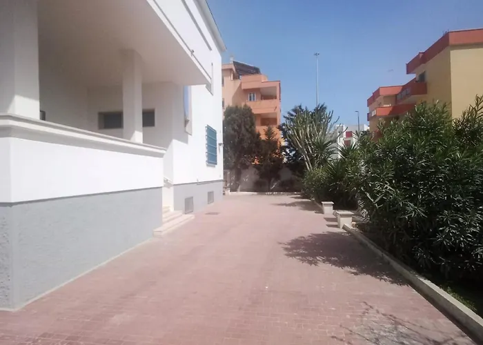 Lido San Giovanni Vicino Apartment *